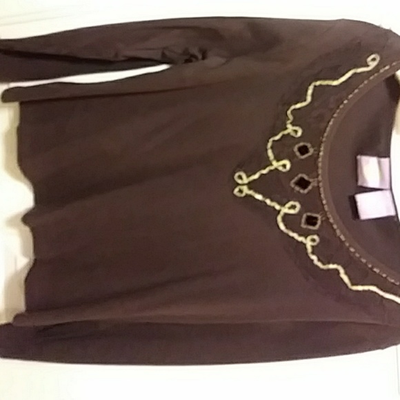 Tshirt - Picture 2 of 3